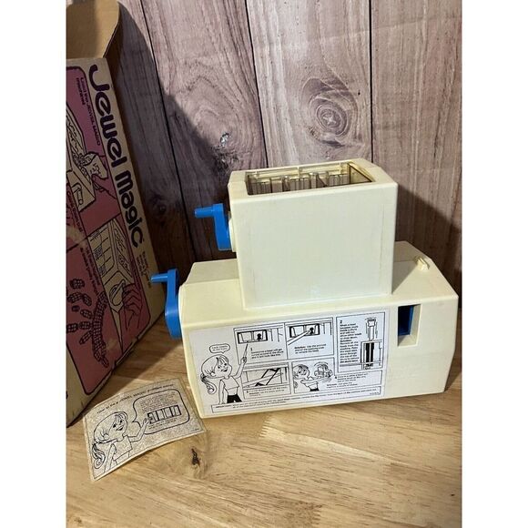 Mattel Vintage 1974 JEWEL MAGIC Beading Toy w Box - Picture 9 of 9